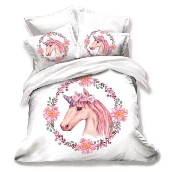 lenjerie pat cu unicorni